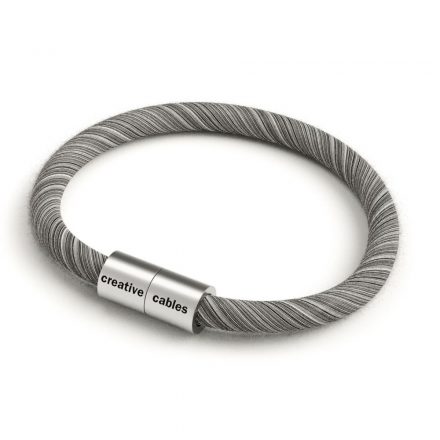  Matt silver bracelet with magnetic clasp and ERC37 cable